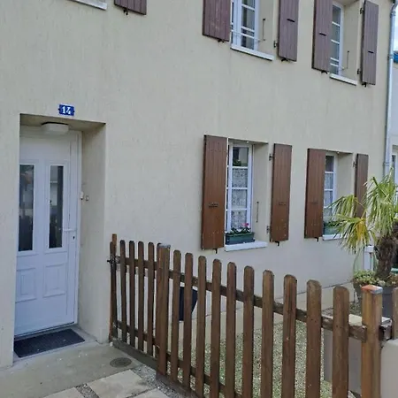 Lrx-0019 - Duplex Proche De La Rochelle شقة